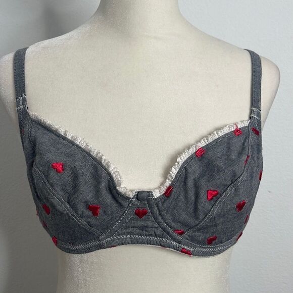 Eileen West embellished hearts underwire bra.  Size 34C.  Like New. - Picture 1 of 8